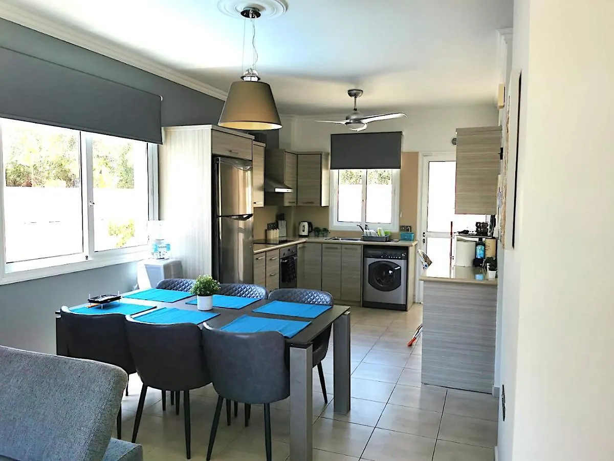 Villa Alba, Luxury 4 Bdrm Villa With Heated Pool Protaras 0*,